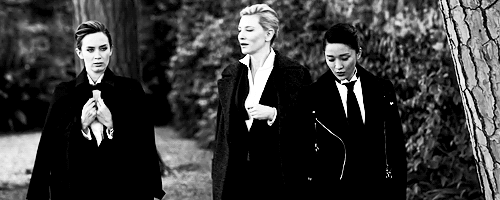 Women in suits: sexiest trend ever. Yes or no?