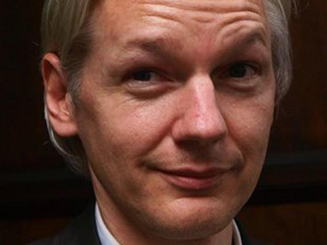 Wikileaks revela como roupa desinformação russo e Putin fantoche